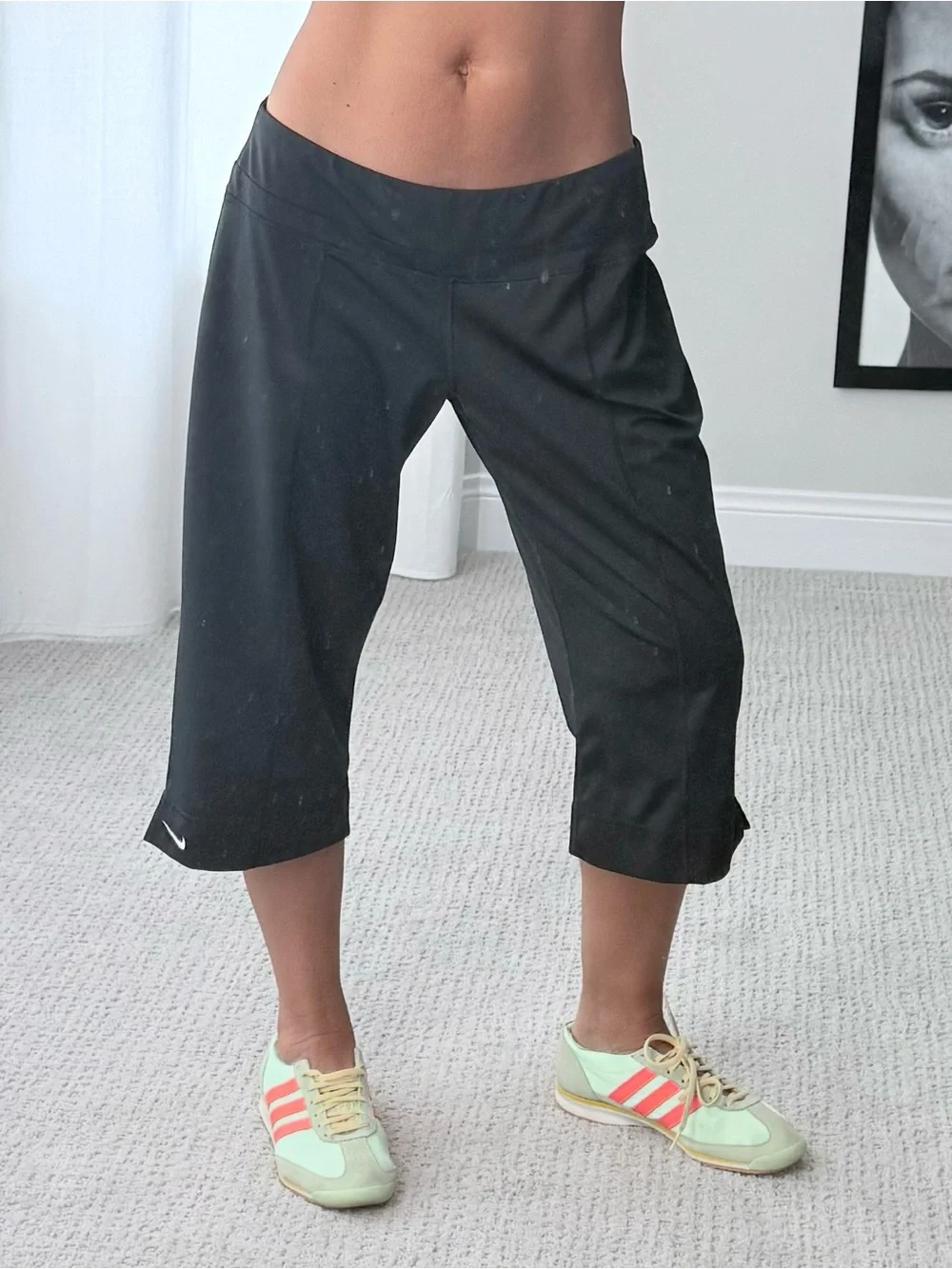 Y2K Nike Black Capri Athletic Pants - Women's